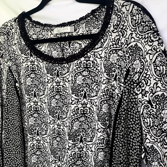 Solitaire Top Womens 1X Black White Print Boho Crochet Trim Peasant Curvy Shape - Picture 4 of 9